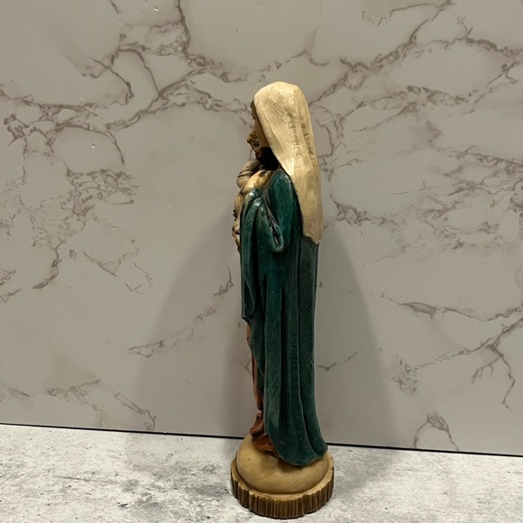 Signed by ‘A. Lucchesi Faro’ Virgin Mary w/ Baby Jesus statue ITALY vintage - Picture 5 of 16
